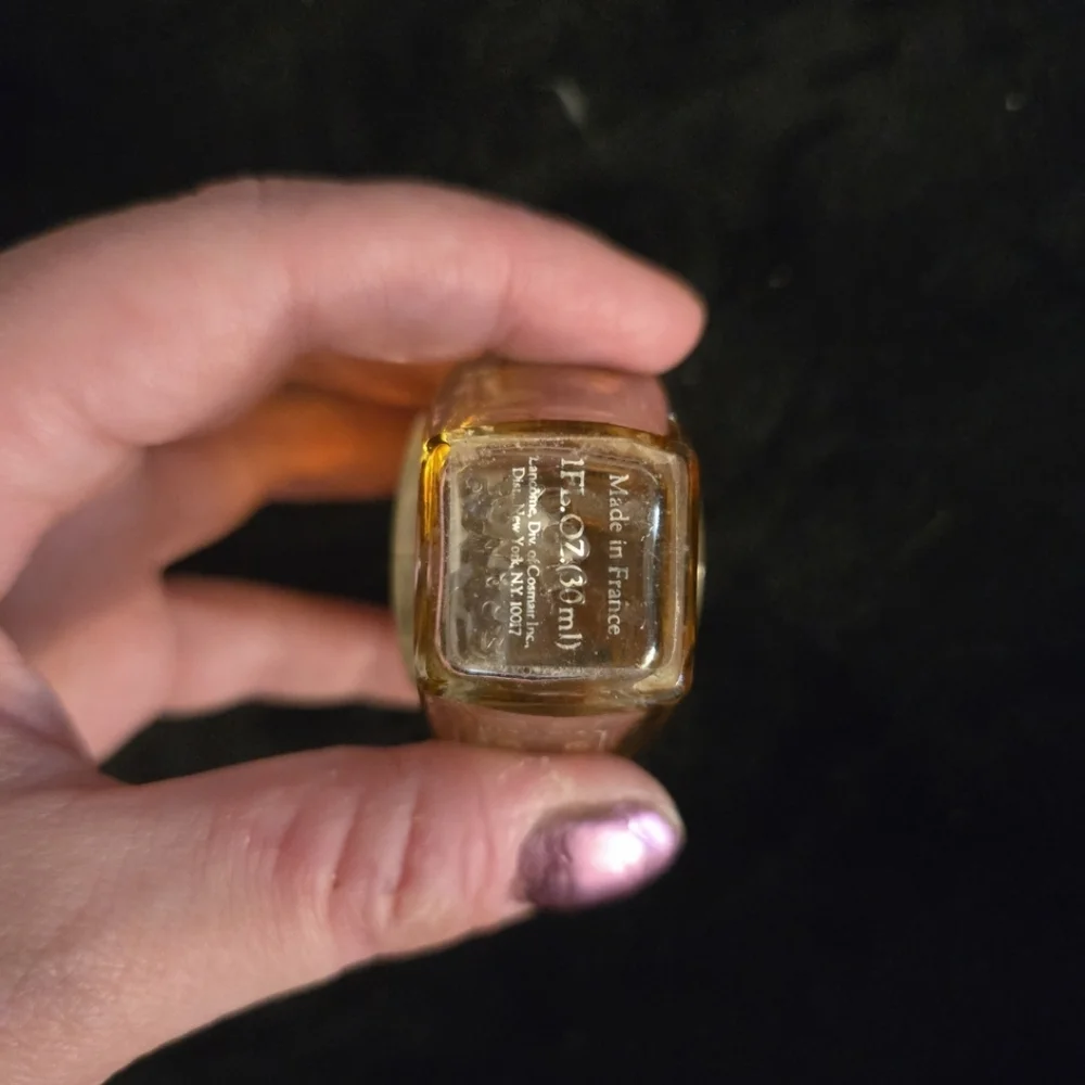 Maggie Niore - Picture 5 of 5